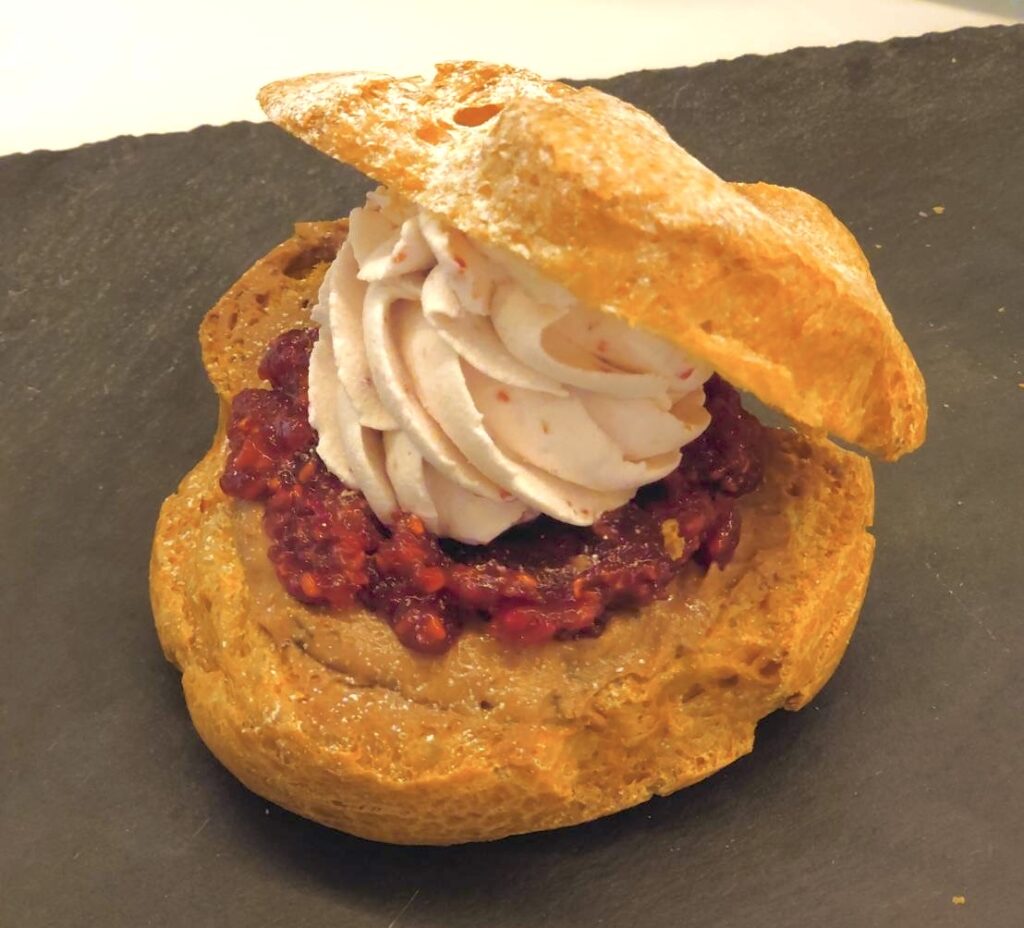 フランボワーズショコラシュー