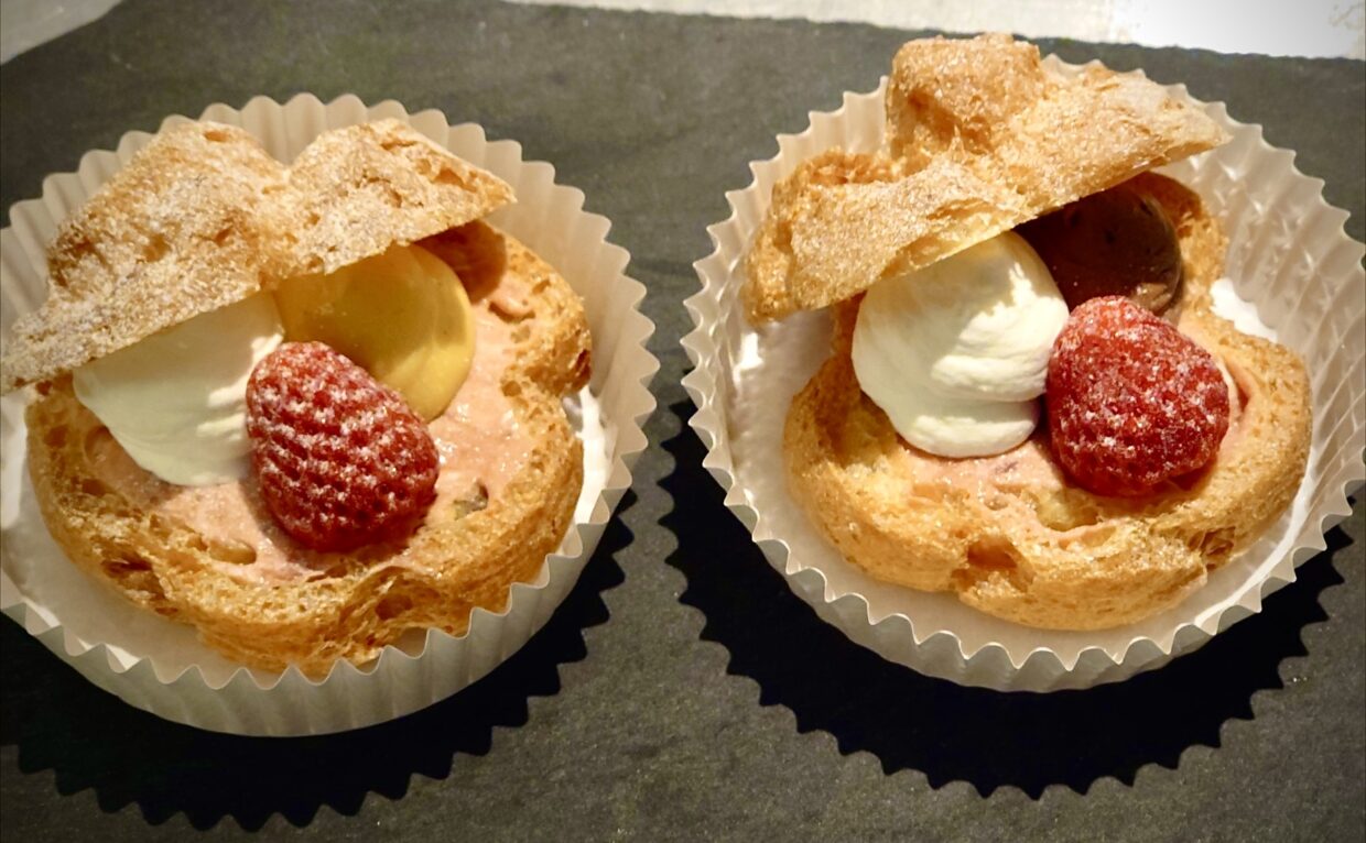 【期間限定】苺カスタードシュー/苺ショコラシュー